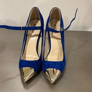 JustFab Royal Blue Heels with Metallic Gold Tips